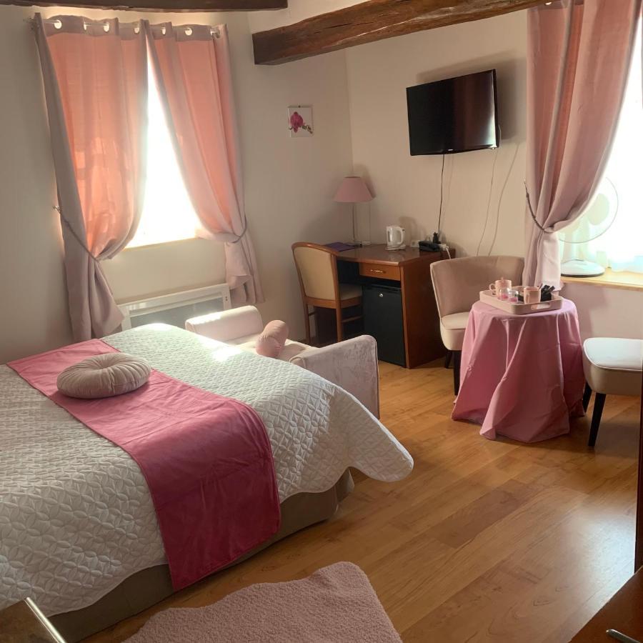 Auberge Du Cheval Blanc Beaumont-Pied-de-Boeuf  Eksteriør billede