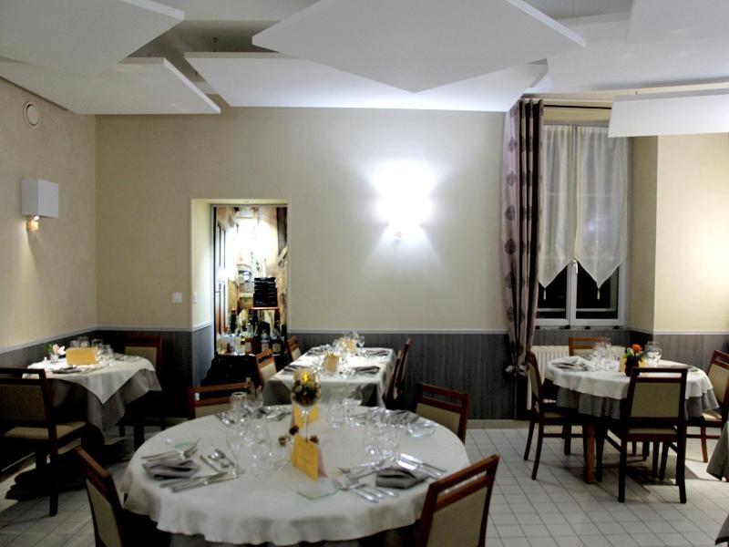 Auberge Du Cheval Blanc Beaumont-Pied-de-Boeuf  Eksteriør billede