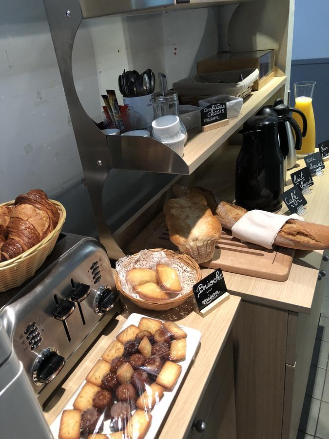 Auberge Du Cheval Blanc Beaumont-Pied-de-Boeuf  Eksteriør billede